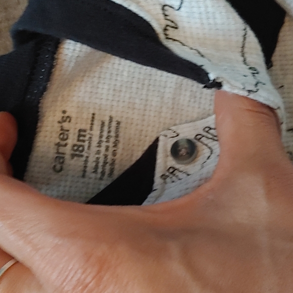 Carter's Outfit 18M - Picture 2 of 3
